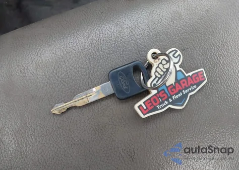 2008 Ford F-250 Xl/Xlt из США, поврежденный, VIN 1FTSF21R88EE33841